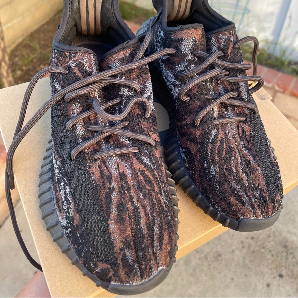 Yeezy 350 Rock